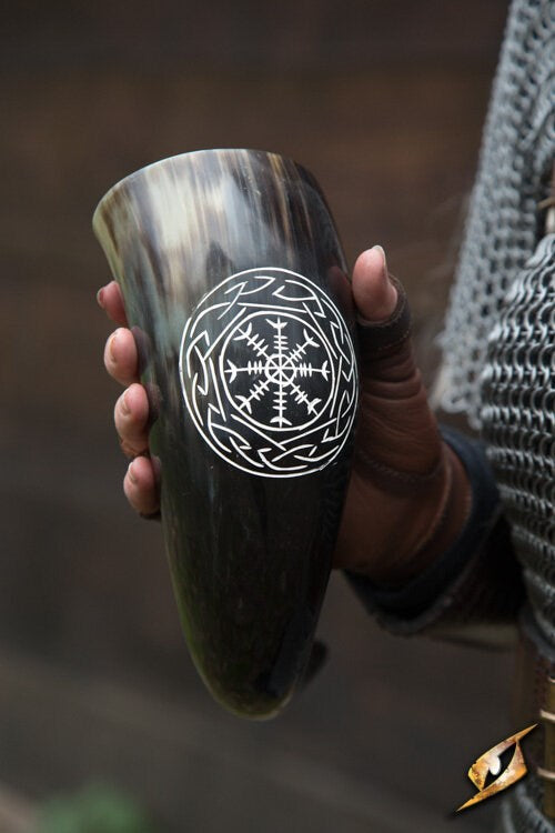 Aegishjalmur drinking vessel With Stand