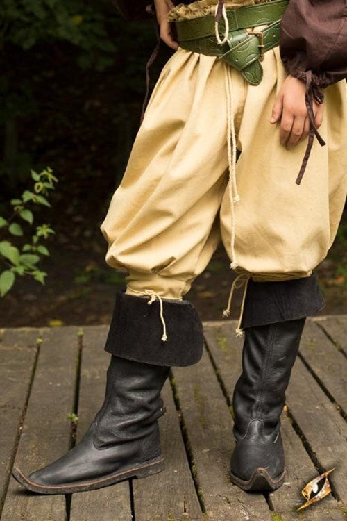 Boots, Traveller